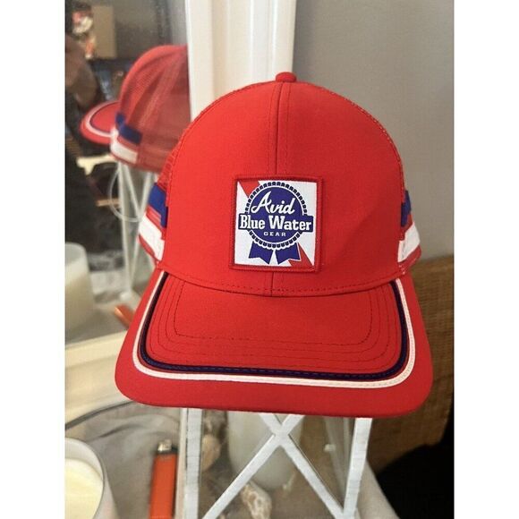 AVID BLUE WATER TRUCKERS SNAPBACK HAT ADJUSTABLE NEW Red Cap COOL LOGO - Picture 1 of 6